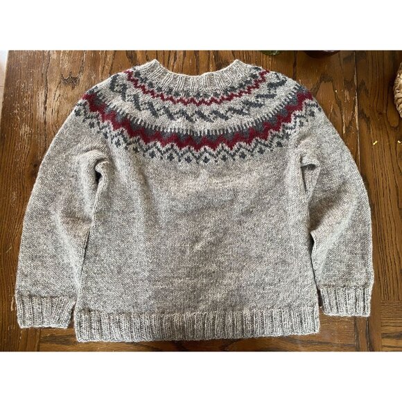 Handmade Knit Nordic Wool Sweater Unisex Size M Gray Red Yoke Design - Picture 1 of 10